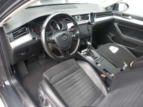 Volkswagen Passat - 2017