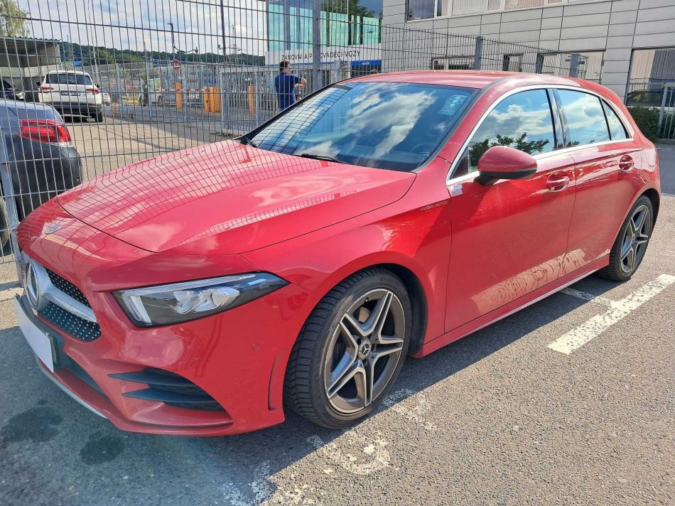 Mercedes-Benz A - 2019