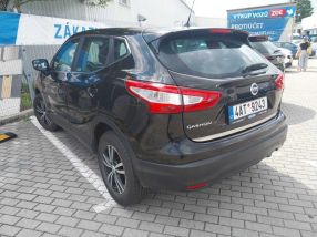 Nissan Qashqai - 2015