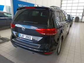 Volkswagen Touran - 2015