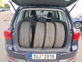 Volkswagen Tiguan - 2013