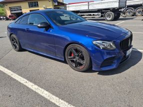 Mercedes-Benz E - 2020