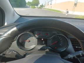 Opel Crossland X - 2018