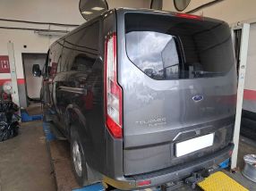 Ford Tourneo Custom - 2017