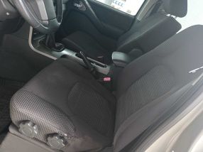 Nissan Pathfinder - 2008