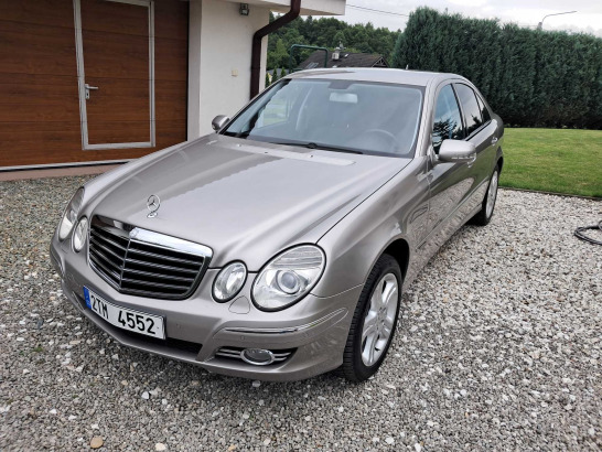 Mercedes-Benz E