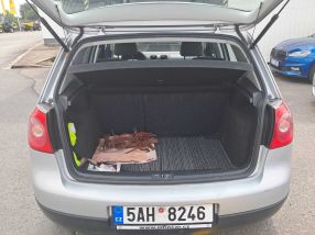 Volkswagen Golf - 2008