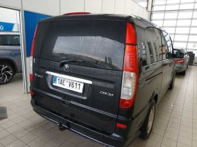 Mercedes-Benz Viano - 2010