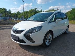 Opel Zafira - 2015