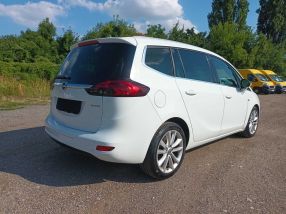 Opel Zafira - 2015