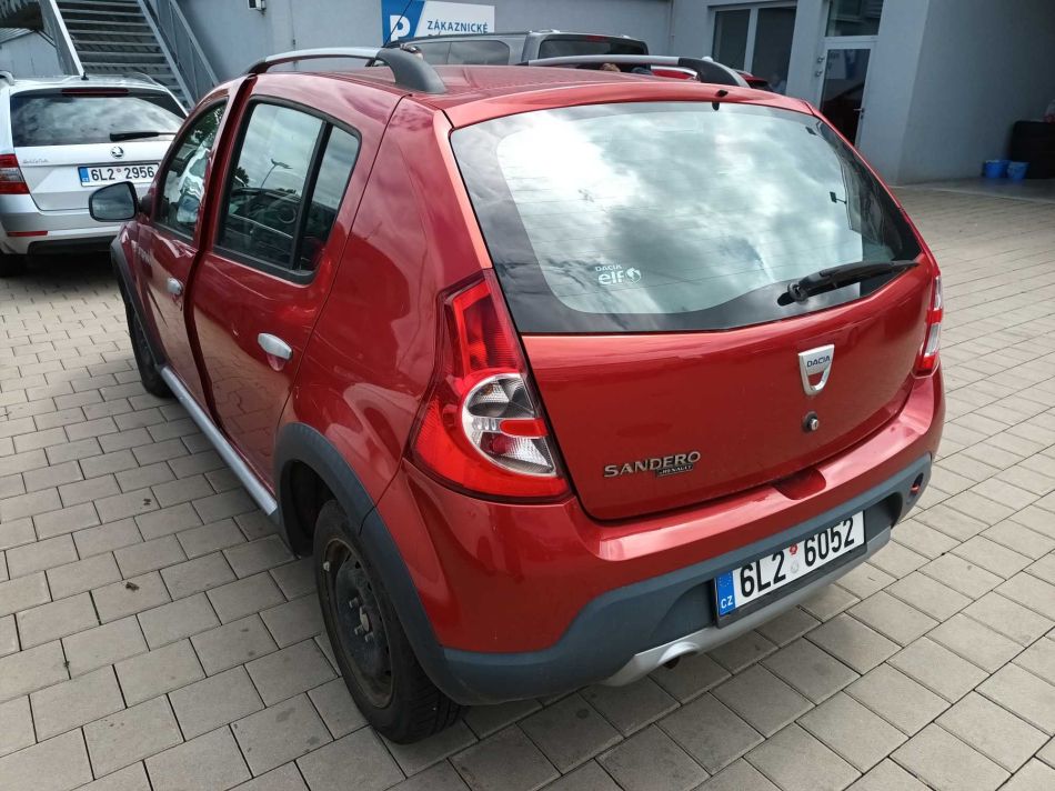 Dacia Sandero - 2010