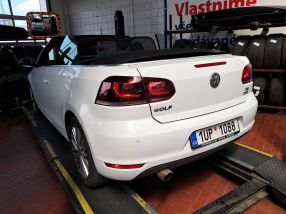 Volkswagen Golf - 2014