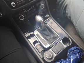 Volkswagen Touareg - 2015