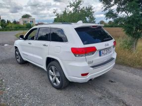 Jeep Grand Cherokee - 2013