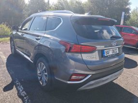 Hyundai Santa Fe - 2020