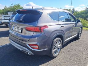 Hyundai Santa Fe - 2020