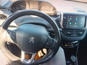 Peugeot 208 - 2017