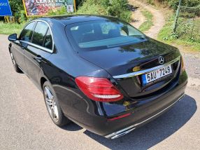 Mercedes-Benz E - 2016