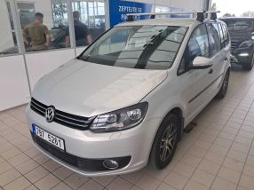 Volkswagen Touran - 2011
