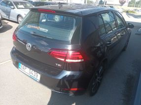 Volkswagen Golf - 2017