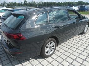 Volkswagen Golf - 2023