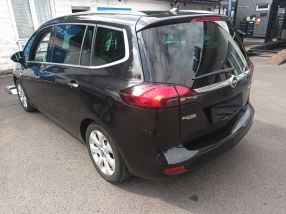 Opel Zafira - 2013