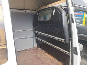Volkswagen Transporter - 2012