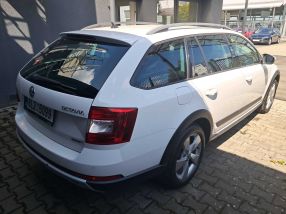 Skoda Octavia Scout - 2014