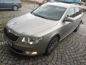 Skoda Superb - 2012