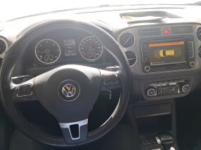 Volkswagen Tiguan - 2010