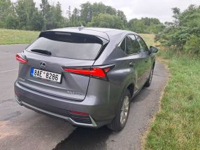 Lexus NX - 2020