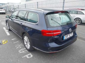 Volkswagen Passat - 2015
