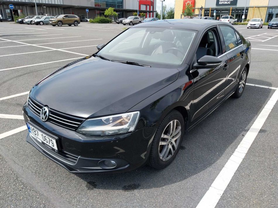 Volkswagen Jetta - 2013