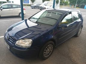 Volkswagen Golf - 2005