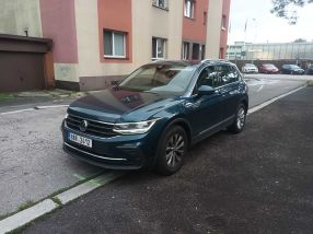 Volkswagen Tiguan - 2021