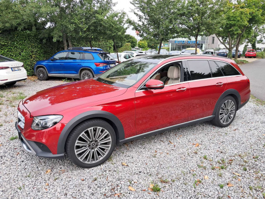 Mercedes-Benz E