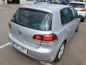 Volkswagen Golf - 2010