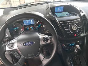 Ford Kuga - 2015