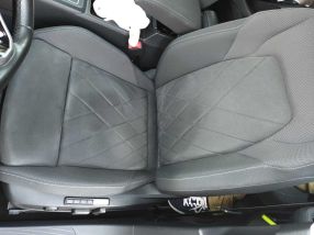 Volkswagen Golf - 2020
