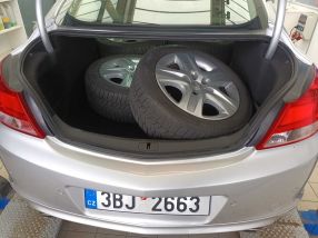 Opel Insignia - 2009