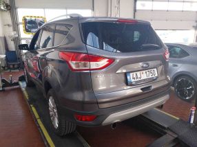 Ford Kuga - 2014