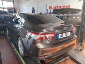 Toyota Camry - 2019