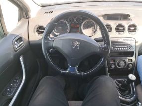 Peugeot 308 - 2013