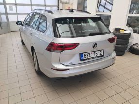 Volkswagen Golf - 2021