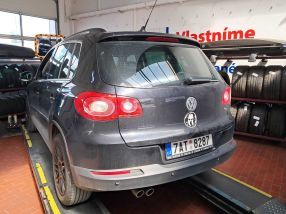 Volkswagen Tiguan - 2009
