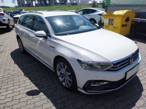 Volkswagen Passat - 2020