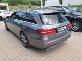 Mercedes-Benz E - 2019