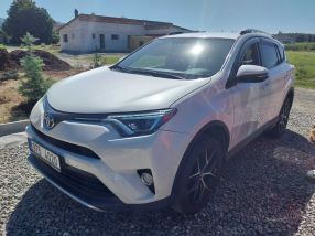 Toyota RAV 4 - 2016