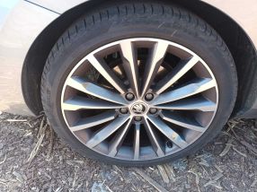 Skoda Superb - 2020
