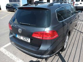 Volkswagen Passat - 2011